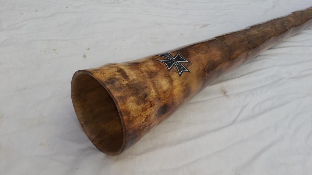 Twistedidge's tweet image. Another custom travellers agave didge in the key of A