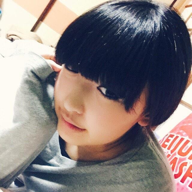 Nozomi 従姉妹がカリメロってキャラの色逆になったバージョンだねってずっといじってくるんだけど そんなに卵の殻被ったような 髪型に見えるかな Wwwww ぱっつん既に心折れそう とりあえず顔痩せよう Http T Co Rrq3pfurvx