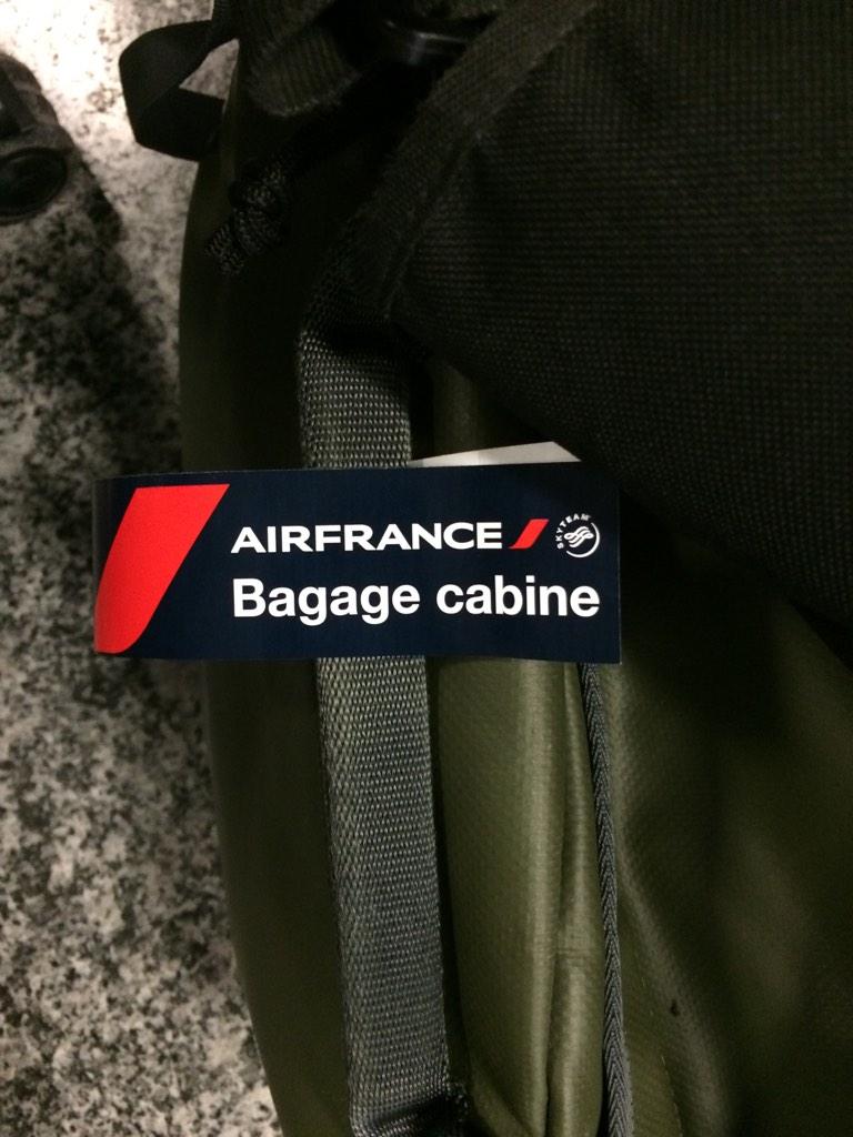 opvato's tweet photo. Huhh, it seems Im not a #dotnoob picking oversized bagage #nothingcanstopme http://t.co/USUoUZaC0M
