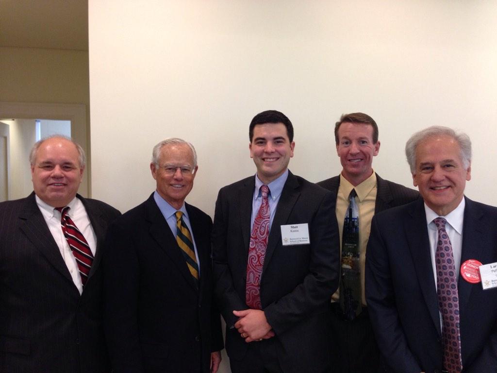drmichaelseiler's tweet photo. @drmichaelseiler: RE PoD student with Dane Brooksher, Dan Aston, Mike Seiler, and Dean Pulley #whymba @WMSchoolofBiz http://t.co/C1x90tpcpS