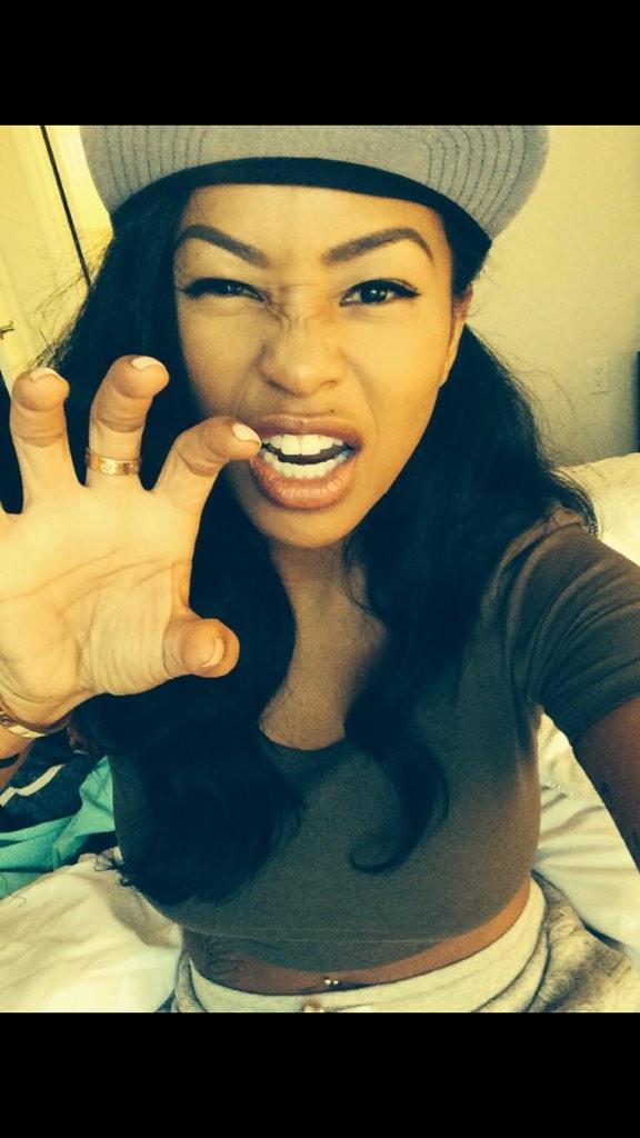 Finest_Southern's tweet photo. @taeheckard 😍 http://t.co/JEQ7HWz9Vb