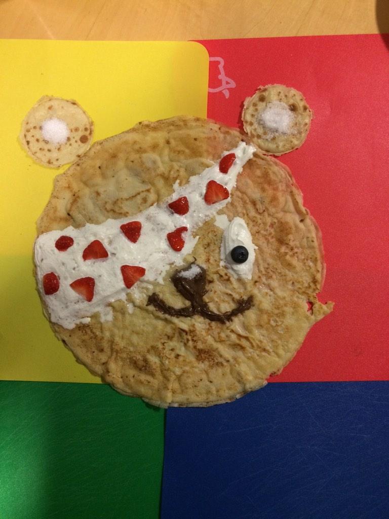 AmySimmo3121's tweet photo. Pudsey crepe for Children in Need!@GSHGroupUK @BBCCiN http://t.co/S4lkwt9toQ
