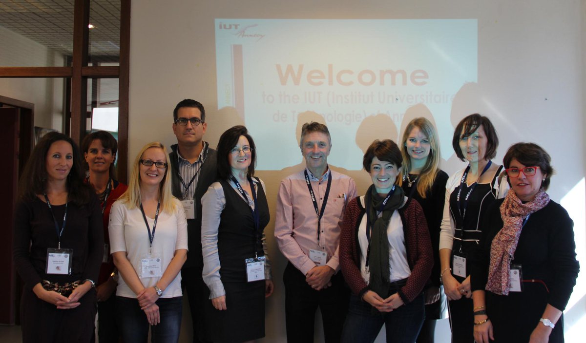 IUTAnnecy's tweet photo. Une journéeINTERNATIONAL lesRI de l'#IUT d'#Annecy ont accueillis 5partenaires Irlande Australie Royaume-Unis Norvège http://t.co/p1Vn81uS8u