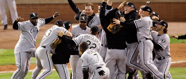 CHSN__'s tweet photo. #CSN10: Relive the #WhiteSox World Series win tonight at 7 p.m. (@JJStankevitz) - http://t.co/ulekT4bebv http://t.co/to1OOISfIW