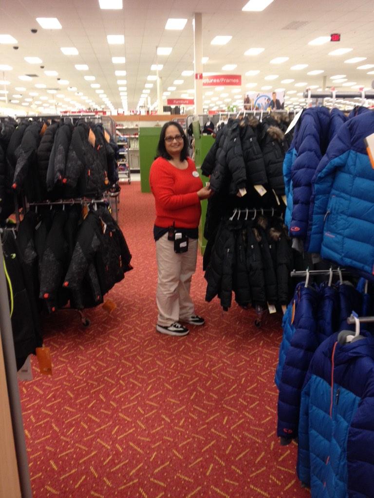macgregor_ry's tweet photo. "Everything is perfect, all racks full" - Rina, absolutely owning winter coats  @KelseyBusch @schzacj @Adam_Reiter http://t.co/3Gjt5ZpZnU