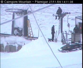 winterhighland's tweet photo. Mild November followed by outbreak of cool zonality that saw season start out of nowhere late Nov. How 2010 started! http://t.co/iNtfK00LZD