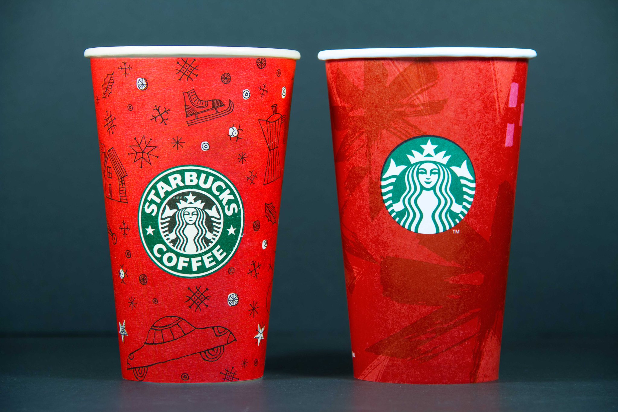 “#Starbucks Red Cups from 1999 and today. #tbt http://t.co/LXYJdP2RIk” .