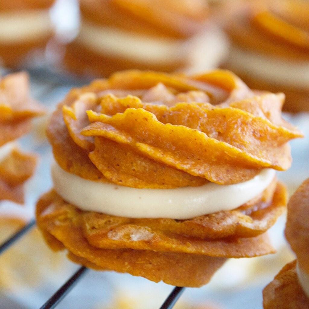 P2P_AZ's tweet photo. Pumpkin &amp; Maple Cream Cheese Sandwich Cookies on the blog now! Fancy without being fussy! http://t.co/gbvII8RbDw #p2p http://t.co/a9Js6P6UDx