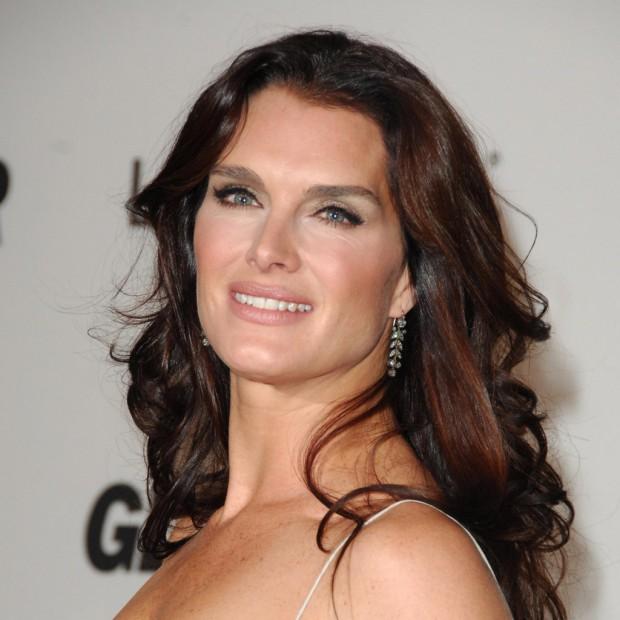 B2VeCG8IQAACZWL.jpg:large