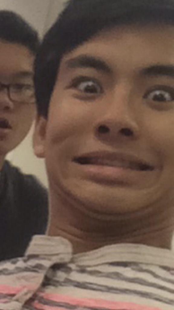 louisad_lhs's tweet photo. When mr Beckerman says "hand in your current event papers" http://t.co/svdikwkc1g