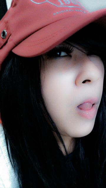 Iya beeebbeebbb :* Duh pipi'a :( <a href="/vonny_12bling/">Vonny ghi_gie</a>: Bebiiiiiiiiiieeee <a href="/DuniaSelfieku/">Dunia Selfieku</a>