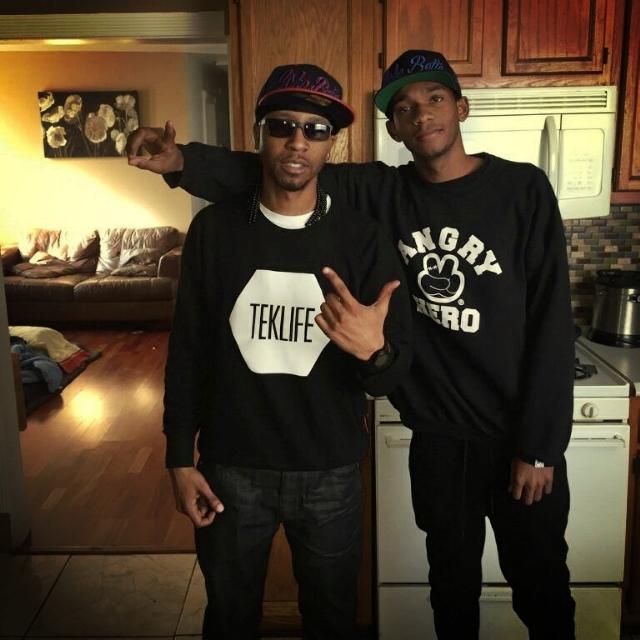 RealJuanDon's tweet photo. @DJ_Spinn X @RealJuanDon #WhoBetta #TekLife #AngryHero #TreatedCrew collaboration coming soon! http://t.co/9uSuJpq7i7