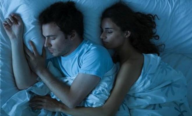 sabiastuque_'s tweet photo. ¿Sabías que los hombres y las mujeres sueñan de forma diferente? #SabíasQue http://t.co/gl6U39DhQh http://t.co/Se1hJP1tjV