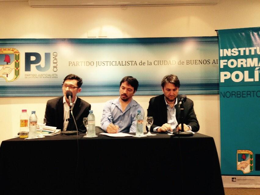 InstitutoPJ's tweet photo. @SeCom_Oficial @norberbern @nkaravaski en el instituto hablando sobre el proyecto Argentina Digital http://t.co/trjc9daQQA