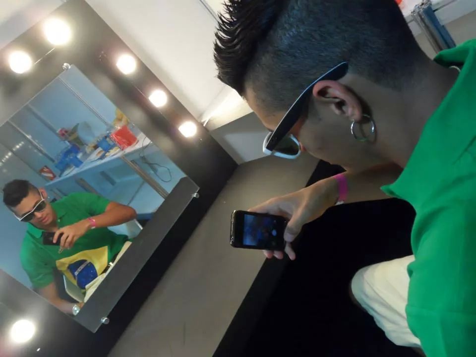 Juliana13Marcal's tweet photo. Mais que perfeito <3 Guu te amo 😍😘☺👏 @HungriaOficial @HungriaFc http://t.co/FYqfd5mQce