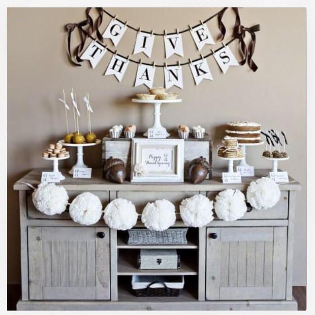 NeatMethod's tweet photo. Our #Thanksgiving Survival Guide is on the blog today! #hostesswiththemostess #partytime #diy http://t.co/6be0HAf2AY http://t.co/J5HpugfWDq