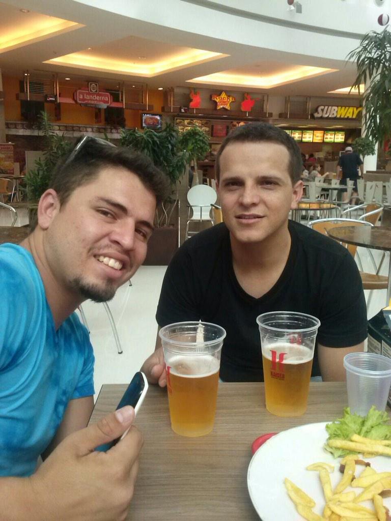 Ai sim