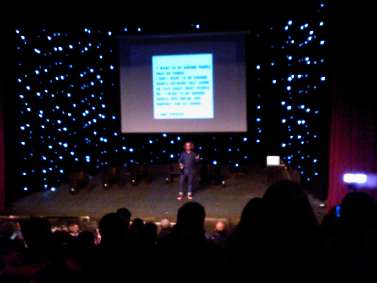 sanmrp's tweet photo. Hearing Ron Newlan talk with @MarttaRivera @ccmclaudia10 A talk in english!! #CommercialFilmWorkshop http://t.co/DwdsIvj6bN