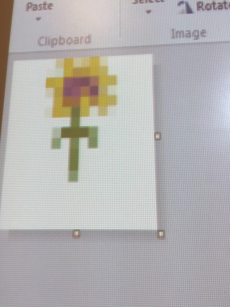 cirzie's tweet image. Designing textures for #minecraft tonight in @CoderDojoSwords @fingalcc #FlowerPower #coderdojo #HourOfCode