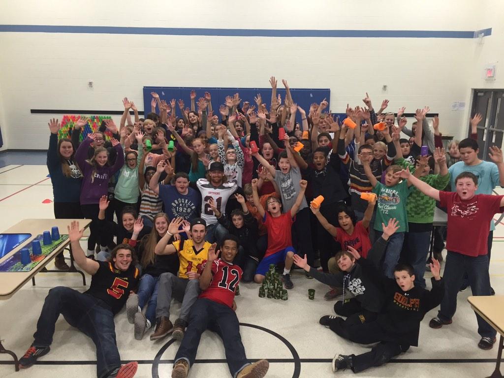 MrBrownGuelph's tweet photo. Breaking records #GWRday @SpeedStacksInc @johngaltps @ugdsb with spec guests from @uofg @GryphonFootball WSoc http://t.co/tAUxQJ5zY8