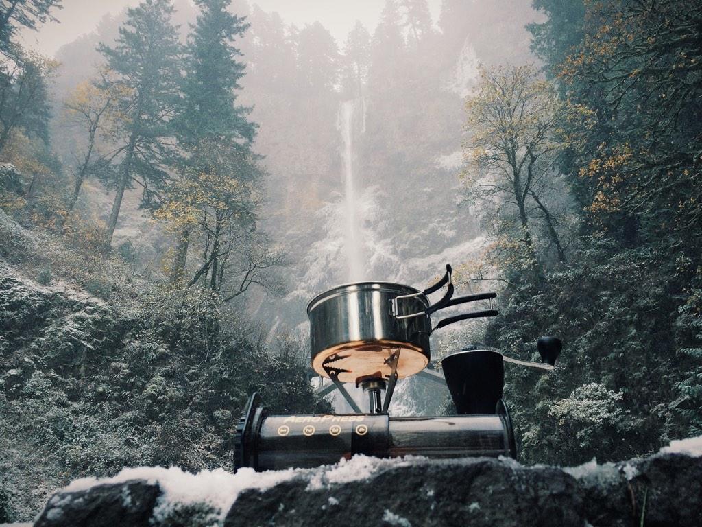 pecelmbakyu's tweet photo. awesome!!! @Bgr_Coffeeology: What a view RT @ndokuley: Great coffee has no boundaries. Hello Multnomah Falls. #pdx  http://t.co/eMDRAmKNvl"