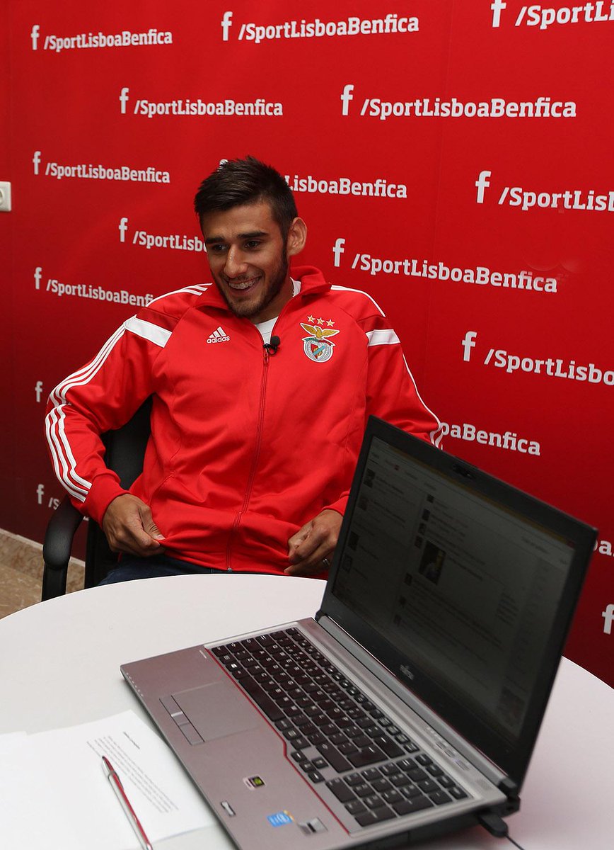 SL Benfica on Twitter: "A 1.ª edição do #5MinutosàBenfica com o