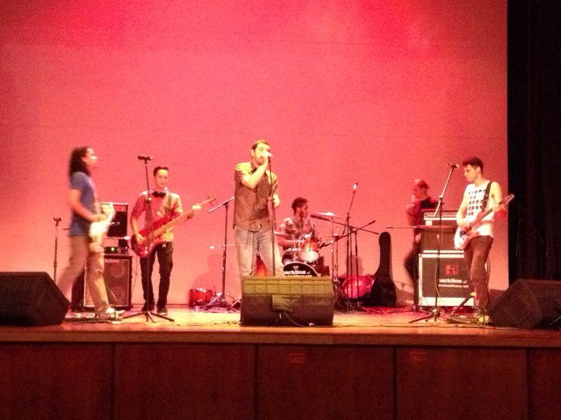 tracyislandband's tweet photo. Teatro LIDO http://t.co/gpzyhZxPpq