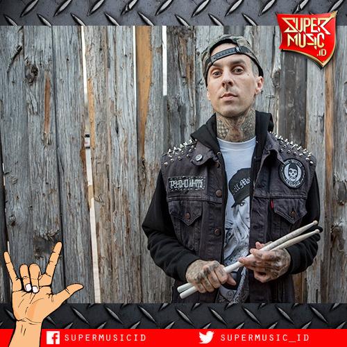 1975: Happy Birthday Travis Barker (drummer Blink-182) \m/ 