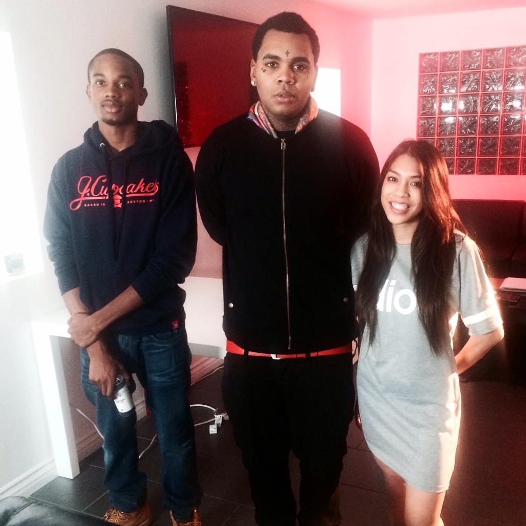 jen_deleon's tweet photo. Thanks for stopping by @iamKevinGates! Interview coming soon -- #JBandJenShow @SpokenReasons http://t.co/7x2JrMKfAP