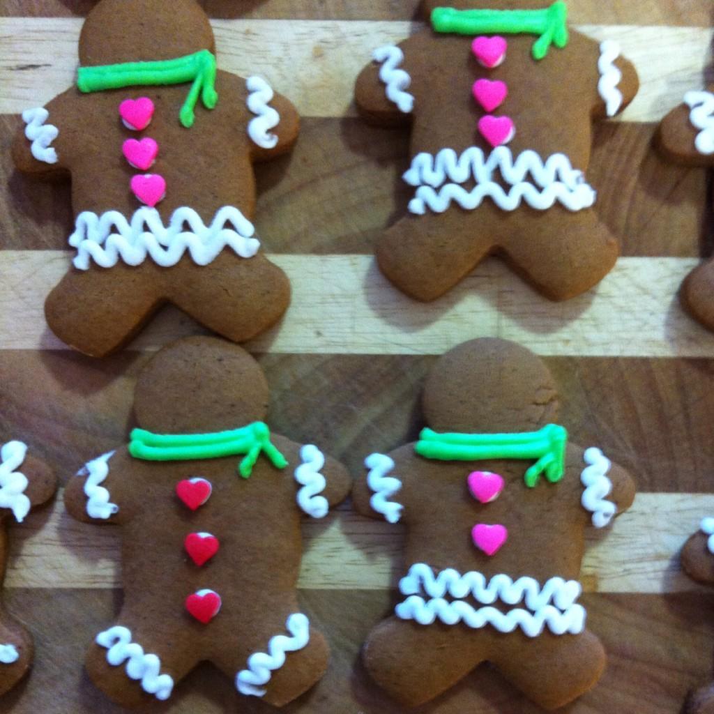 KDCuisine's tweet photo. Get your order in for your assorted Christmas cookies! http://t.co/A7y78LGnpE