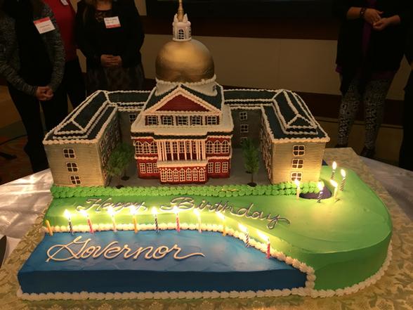 CharlieBakerMA's tweet image. Unbelievable birthday cake showed up at the Compass for Kids lunch I spoke at today. Kudos to George Montilio!