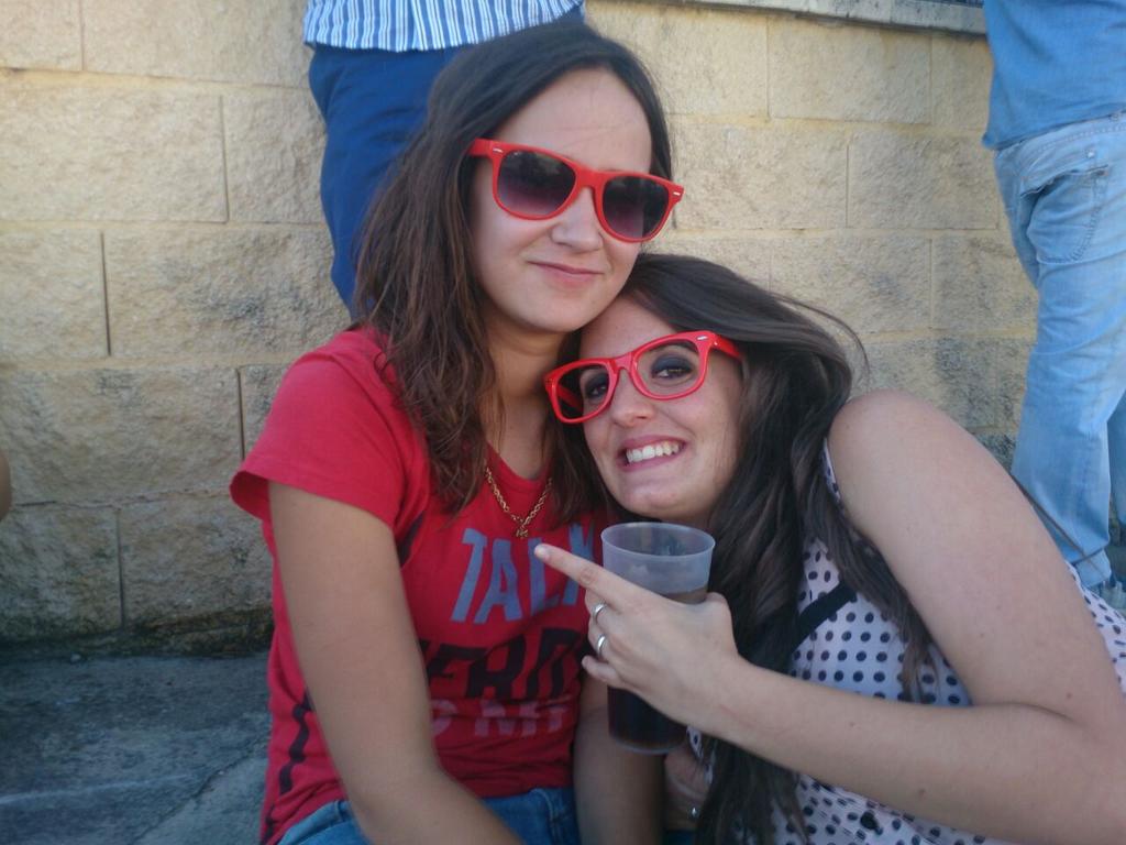 Felicidades a una tía GRANDE!! ;) <a href="/MariCabezasS/">Mari Cabezas</a> guardame una birra!! Jaja 1 beso nicolasaaaa!