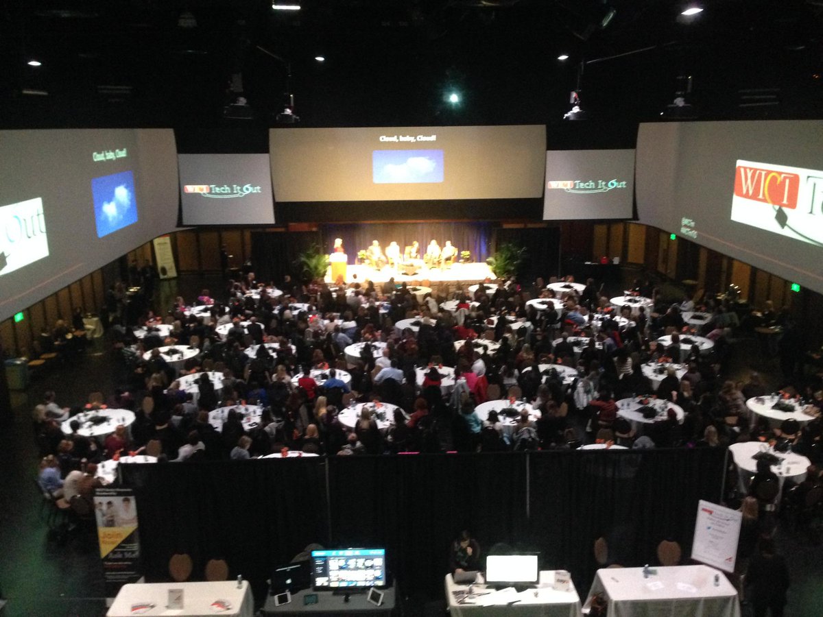 keely_girl's tweet photo. The view of Buzzword Bingo from the sky @LeslieEllisEdit @WICTRM #WICTRMTIO http://t.co/YYaEGgZuB8