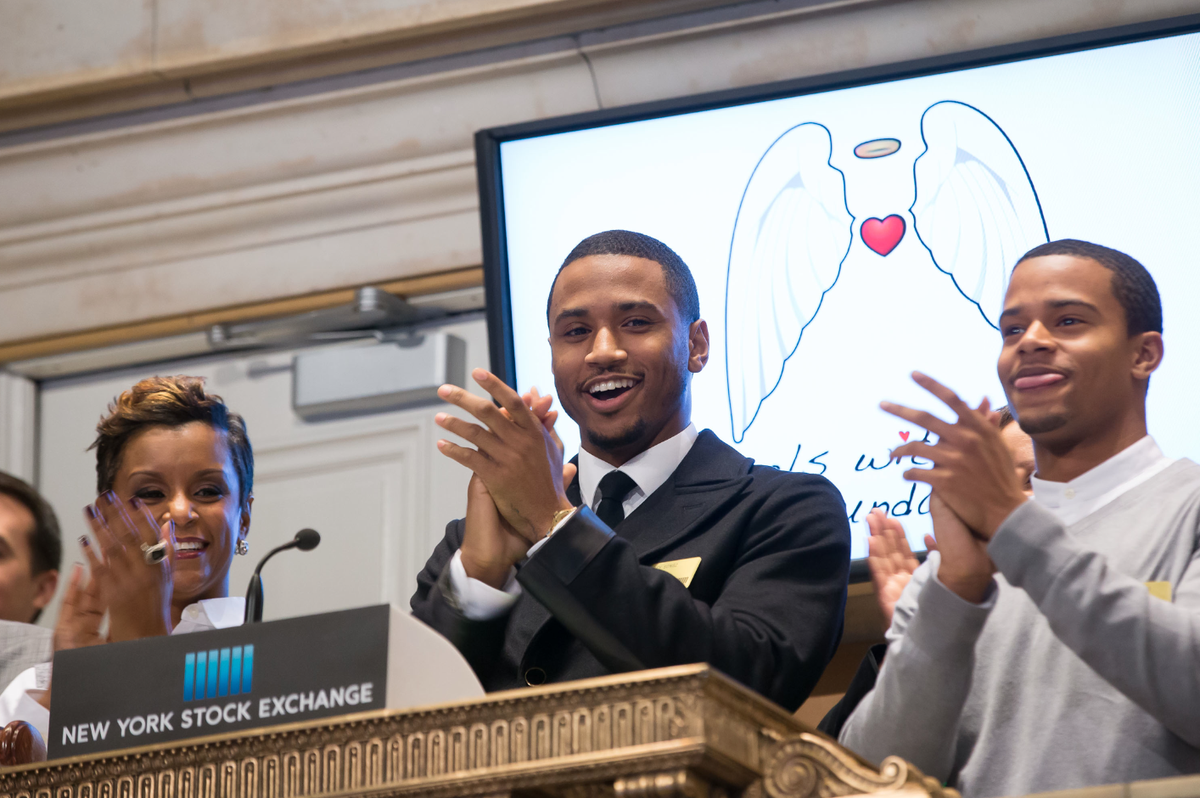 NYSE's tweet photo. Honored to help @TreySongz promote his #30acts initiative. Trey is performing 30 acts of kindness for his 30th b-day http://t.co/R56uqhIR8t
