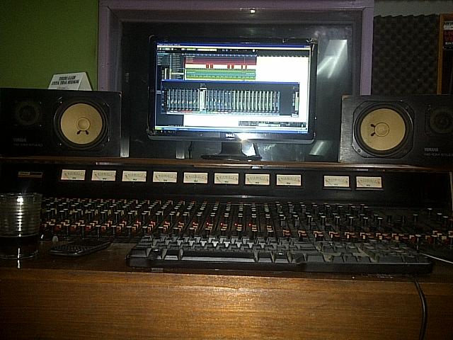 Josgandos Sam.. RT"<a href="/PANCAL_15/">Mas PANCAL 15</a>: Edit Vocal Project <a href="/chaturskakmat/">Chatur Skak_Mat</a> <a href="/PANCALSTUDIO/">PANCAL RECORDS</a> <a href="/hongkong/">Hong Kong News</a> "