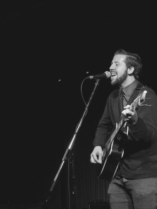 MacFriendsofMSF's tweet photo. @MSF_canada @CasbahHamilton not a dry eye in the house as @ShaneBowley performs at #RockWithoutBorders http://t.co/Qx1IHWcrp2