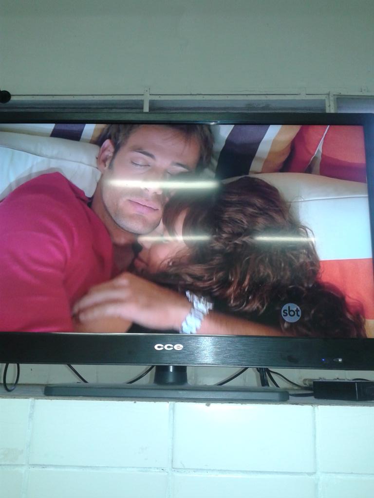 FASWILLYLEVYBR's tweet photo. #Sortilegio14 EN #BRASIL CON MIS AMORES !!!!
@jackybrv β‘ @willylevy29 http://t.co/z5qVrsN70r