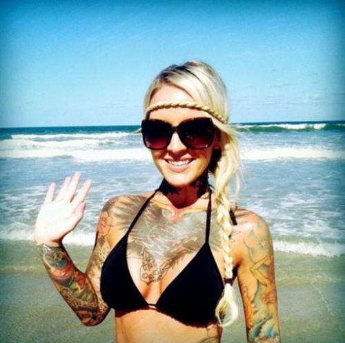 tattovoyer's tweet photo. @ShareYourTat @TarzzInk @TattooedChivers @ChiveNewJersey @SecretVixen75 @TattooSharer @Cardiff1978 @hotbeachbods http://t.co/Ao5S5SVvwl
