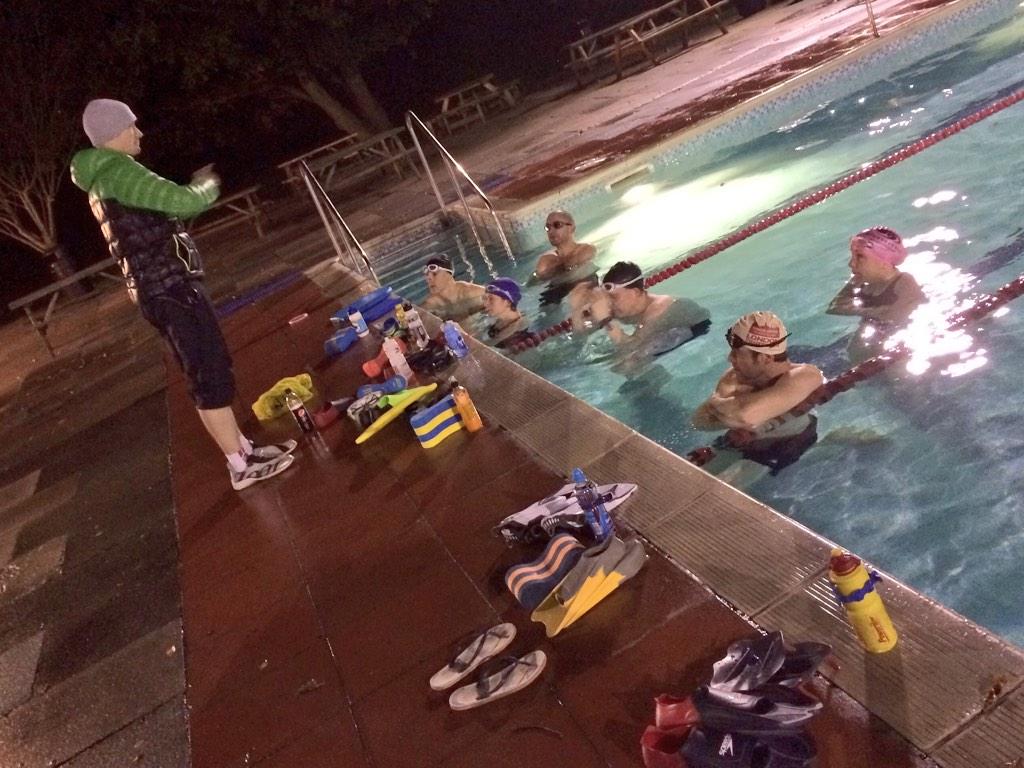 RGActive's tweet photo. Great #SwimSession at @HamptonPool tonight. Main set of 6 x 288m in true #triathlon fashion... #FreestyleOnly! http://t.co/XxEQouNoAJ