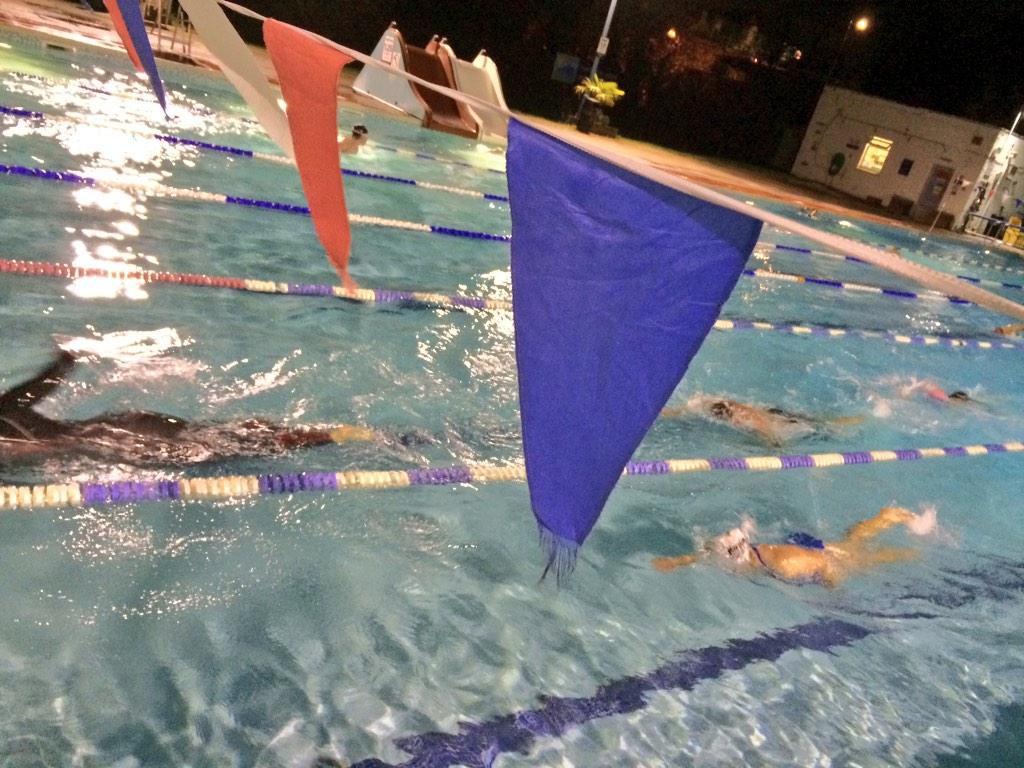 RGActive's tweet photo. Great #SwimSession at @HamptonPool tonight. Main set of 6 x 288m in true #triathlon fashion... #FreestyleOnly! http://t.co/XxEQouNoAJ