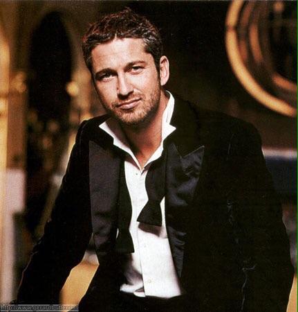 Happy birthday to my main man Gerard Butler!!!!!        