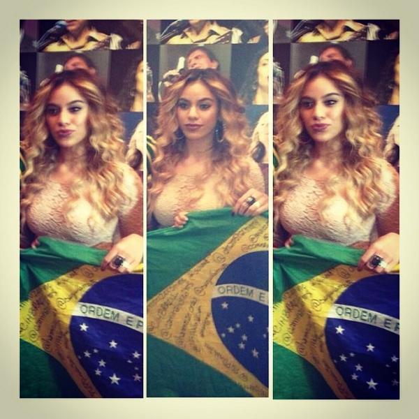 I'd just really would like to bang her all night every night  that's all .she so damn sexy 😍🌹💐💍