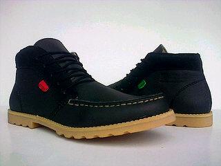 Hilinkshoes's tweet photo. Kickers boots size 40-44 250k  (blm ongkir) minat? invite pin 7D2EAB0F/08969973614 http://t.co/OGdfdxwS70