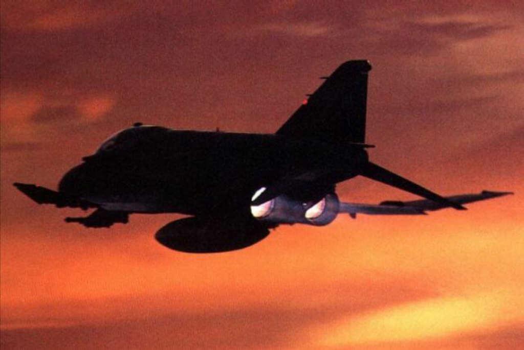 Hutch_USA's tweet photo. #throwbackthursday #AviationEdition
Goodnight all!
Tomorrow is #RedFriday
Remember Everyone Deployed
@Angelemichelle http://t.co/MdvSK3TeEt