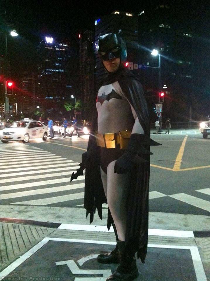 thetimzster's tweet photo. Apparently it's #cosplayappreciationday. Show some awesome #flashbackfriday stuff like so #Timzster #BatmanPH #Batman http://t.co/jVbvb8Ftnh