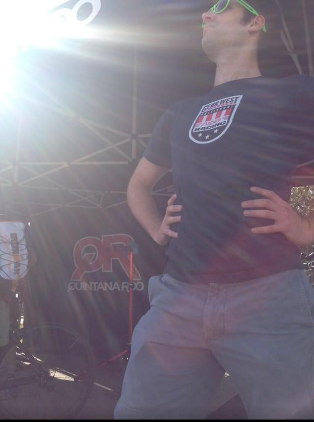 dpalmertrolls's tweet photo. Everything fell into place during @quintanarootri photoshoot today #sun #modeling #goodlooks #clarity #modelspiration http://t.co/vMmCuXgoS3