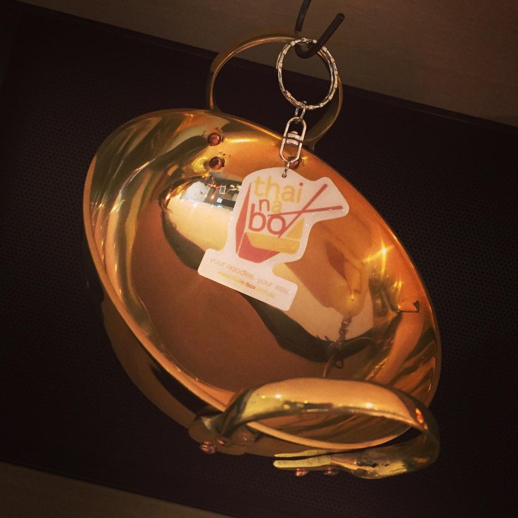 thainabox's tweet photo. We ❤️ our #new #keychain!

Thanks @upsidehype!

#thainabox #merchandise http://t.co/15oOfGw2r6