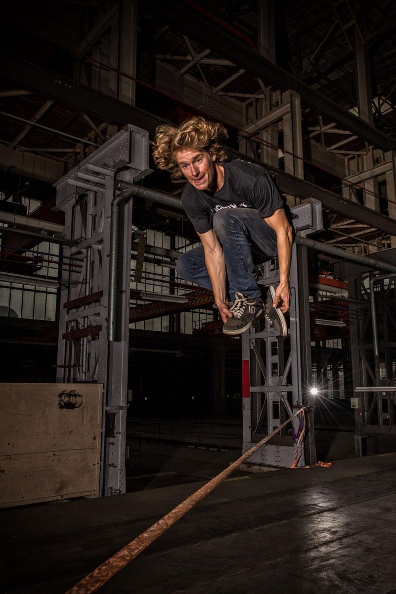 JonKoas's tweet photo. Weird slackline face#1. Pictrue by PeterSoetewey.be http://t.co/u627oJaCco