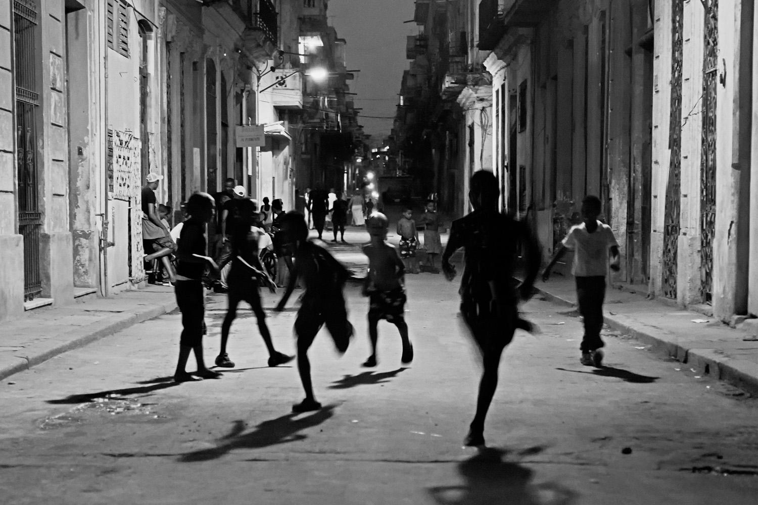 B2Y6bZVCIAEcQOA.jpg:large