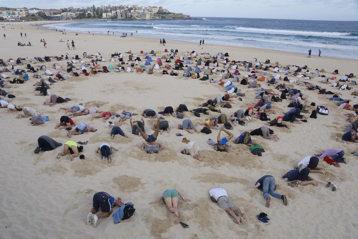 SBSNews's tweet photo. Australia looking isolated at G20 as nations pledge billions to fight climate change. http://t.co/jF8CQntcS5 http://t.co/vubL9QpRwK